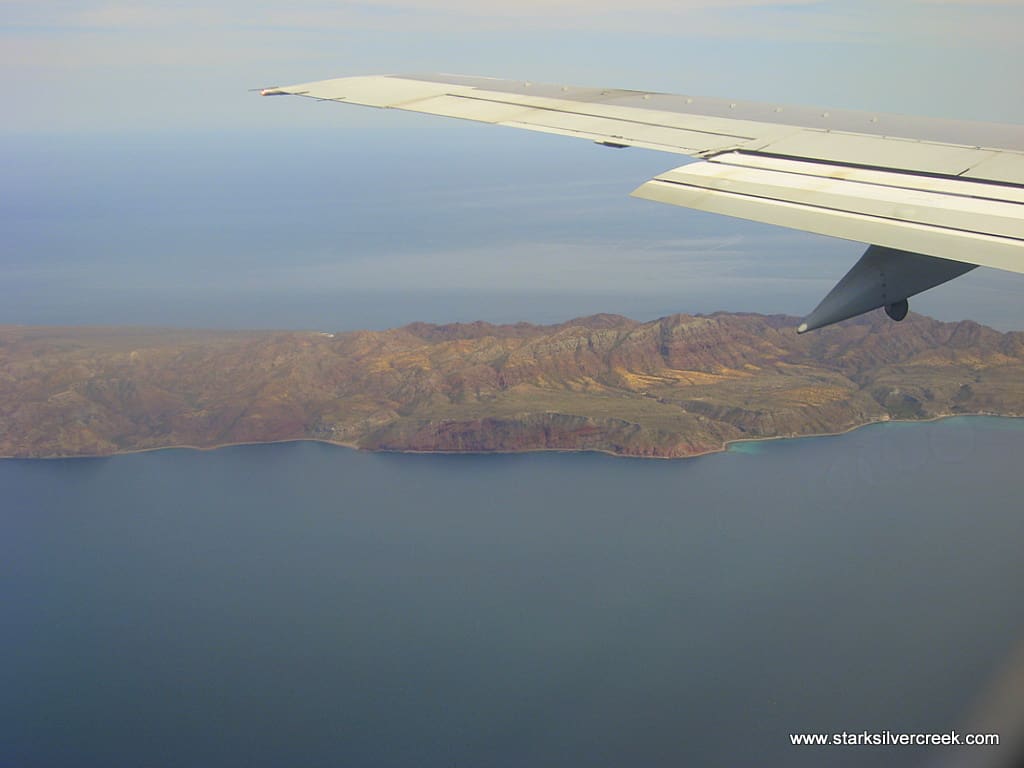 Flying into Loreto on an Alaska Airlines airplane