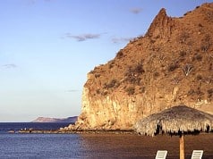 Off to Loreto Bay Baja: Follow us on Twitter (@lonikaostark)