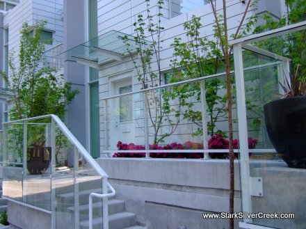 Flatiron Townhomes: a great location in Coal Harbour