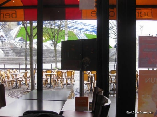 View to the outside. View to the outside.