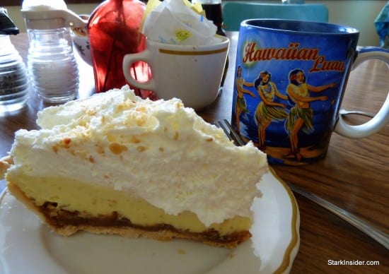 Macadamia nut cream pie