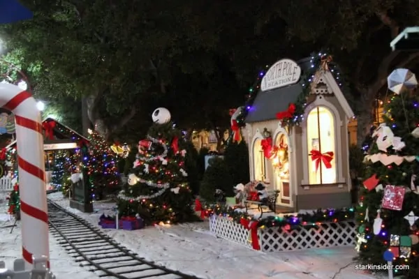 Classic winter scenes line Plaza de Cesar E. Chavez.