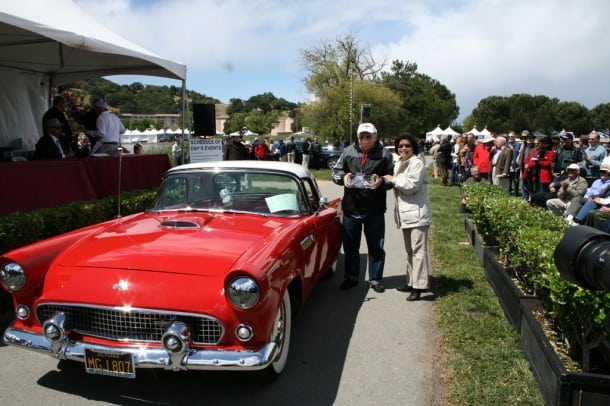 Hospice By The Bay (Larkspur) CEO Sandra Lew, the non-profit beneficiary of the annual show and exhibition, presents the Spirit of Caring award to Novato resident Gus Stremme, for his 1955 Ford Thunderbird.