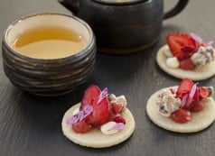 Strawberry Cookie and tea