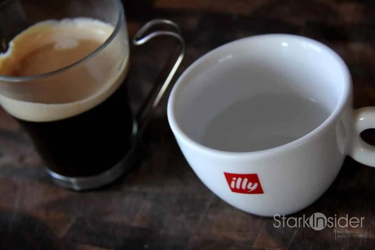 How to Make a Perfect Americano Coffee - Recipe - illy