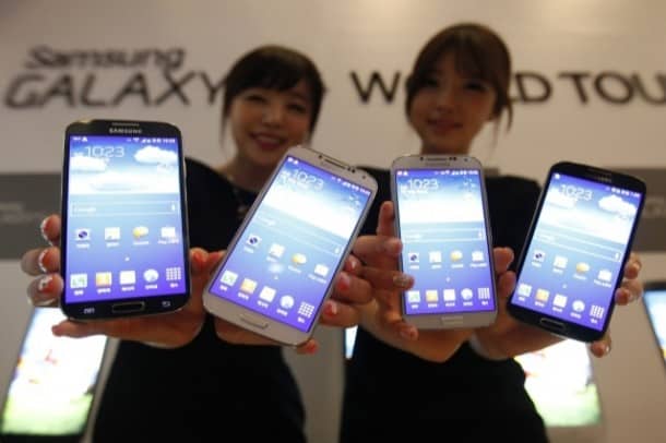 Samsung Galaxy S 4: Sales are off to a brisk start.