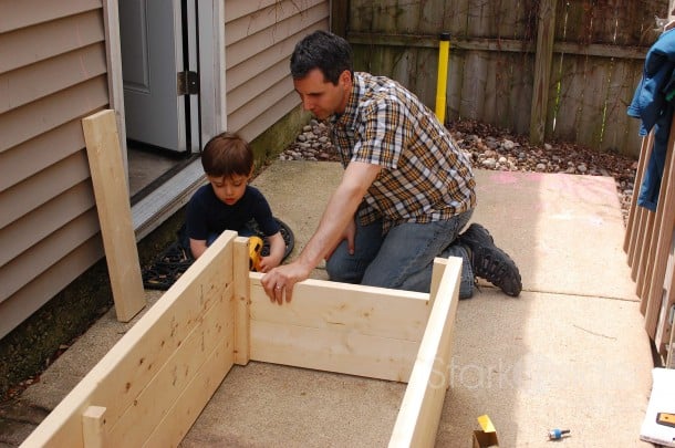 DIY Planter Box - Urban Gardning