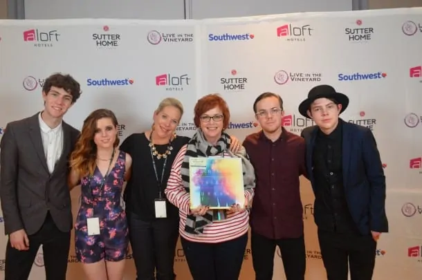Bobbii Jacobs and Claire Parr with Echosmith Bobbii Jacobs and Claire Parr with Echosmith
