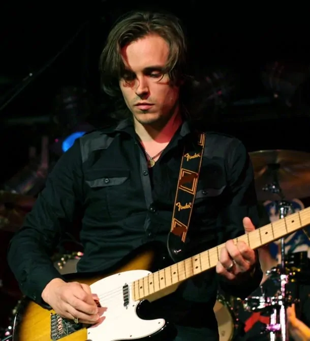 Jonathan Jackson performs live with Enation.