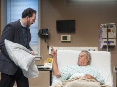 We are Family… NOT! ‘The Lyons’ at the Aurora (Review)