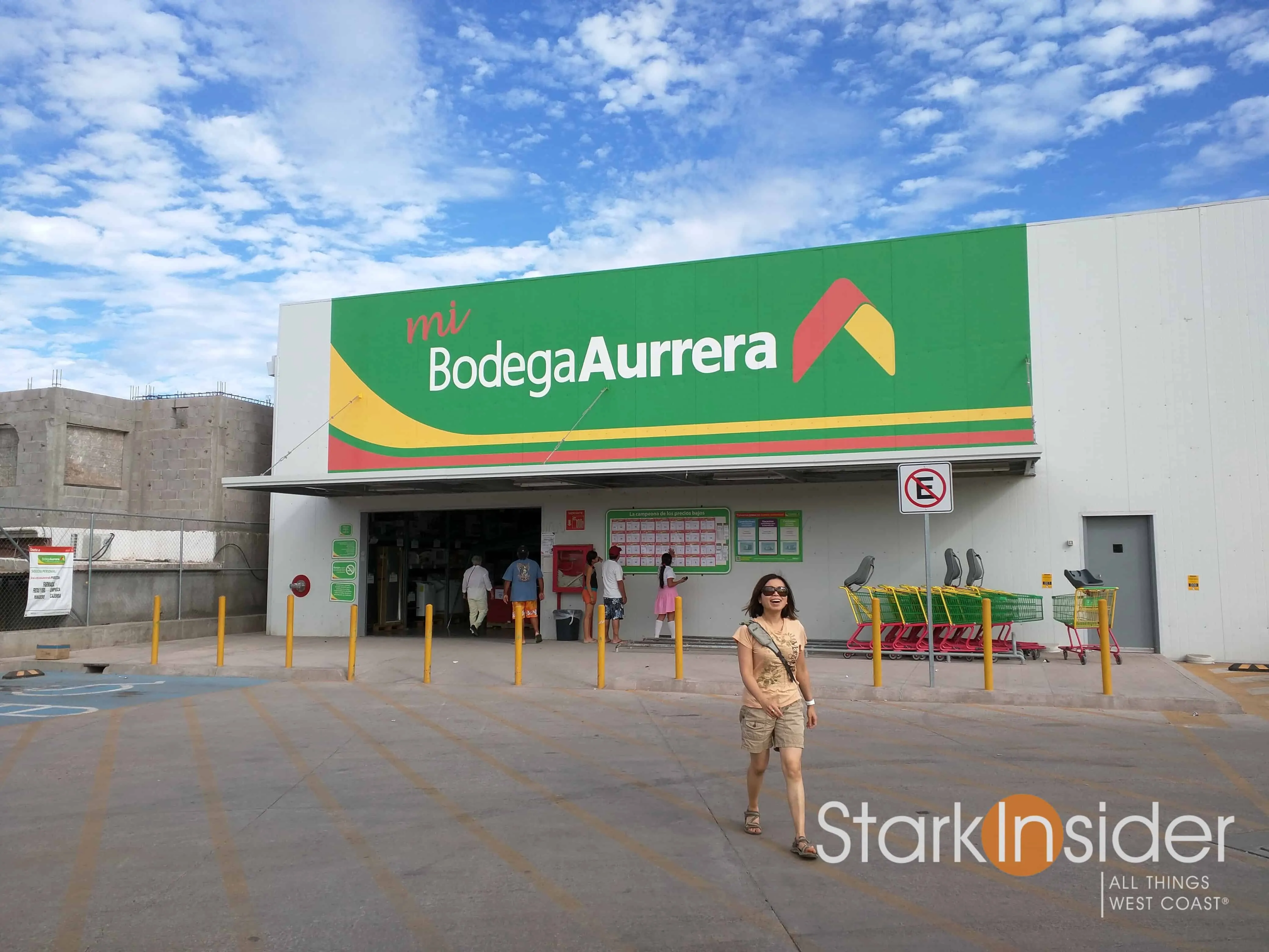Mi Bodega Aurrerá - Walmart in Loreto, Baja, Mexico