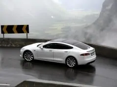 Tesla Model S - self-driving car