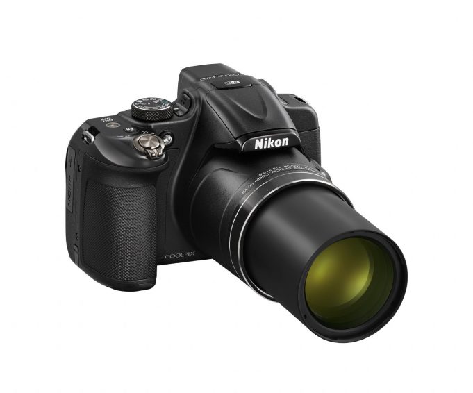 Nikon COOLPIX P600 16.1 MP Wi-Fi CMOS Digital Camera with 60x Zoom NIKKOR Lens and Full HD 1080p Video (Black)