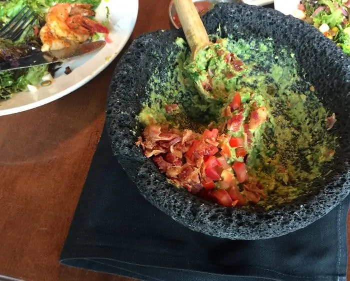 Mi Dia's Bacon guac