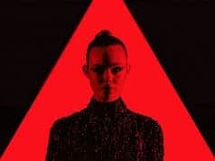The Neon Demon a surreal perfume commercial with blood, electronica, geometry (Review) The Neon Demon Film Review 2016
