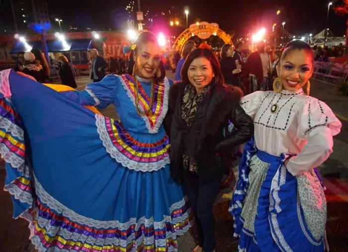 LUZIA - Cirque du Soleil Mexican Dancers