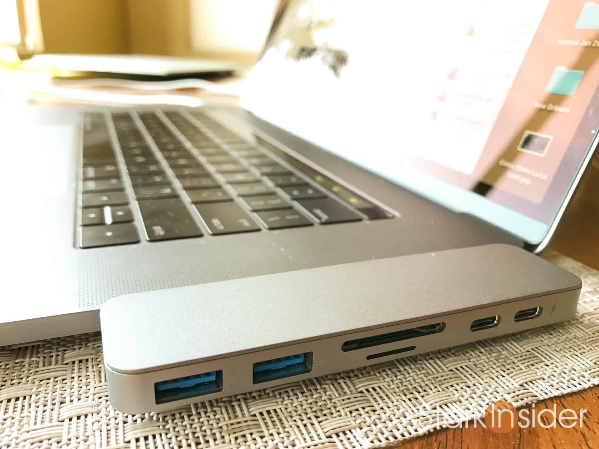 Hands-on: HyperDrive Thunderbolt 3 USB-C Hub might be the ultimate MacBook  Pro dongle [Video] - 9to5Mac