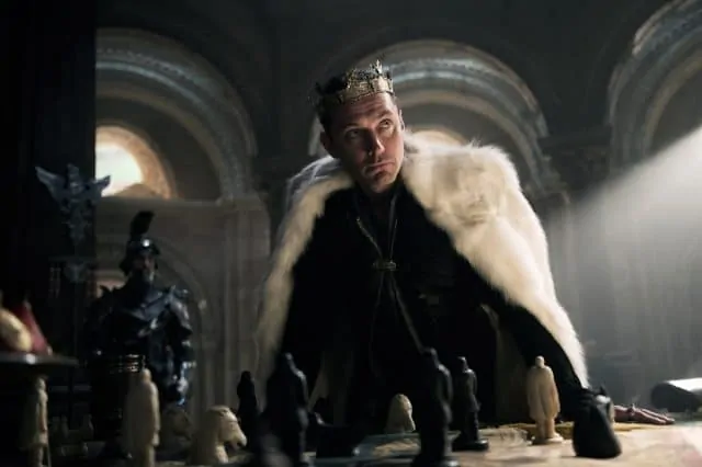 King Arthur Film Review: Jude Law