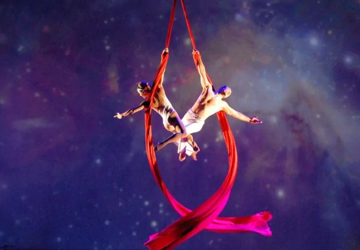 Cirque de la Symphonie (Alexander Streltsov & Christine Van Loo)