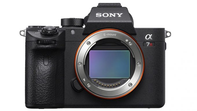 Sony a7R III - DxOMark Sensor Score - Review