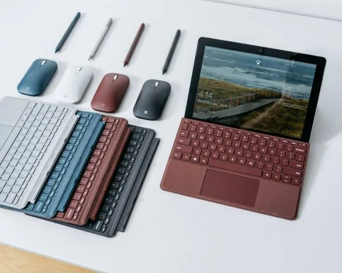 Microsoft bets big on tiny computers with Surface Go tablet/laptop.