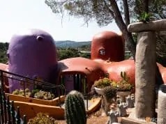 YouTube Video - The Flintstone House