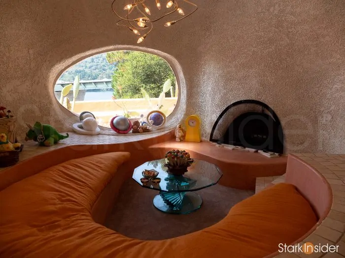 Flintstone House Interior: Conversation Room