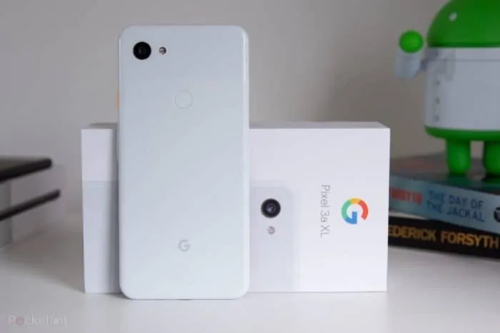 Google Pixel 3a XL Apple XR Samsung S10e lite flagship phones