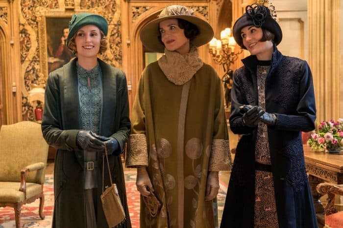 Laura Carmichael as Lady Hexham, Elizabeth McGovern as Lady Grantham and Michelle Dockery as Lady Mary Talbot. Photo credit: Focus Features