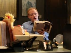 Theater Review: ‘Gatz’ at Berkeley Rep is the most (and best) non-Instagrammable thing you’ll ever see Scott Shepherd as Nick in 'Gatz'.