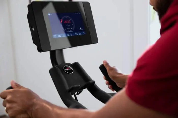 Bowflex C7 - integrated 7’’ high-definition (HD) touch screen with access to the JRNY® digital fitness service.