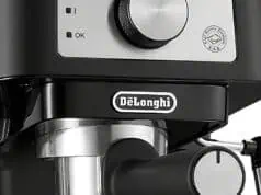DeLongh coffee machine revenue Q1 2023 results - market trends