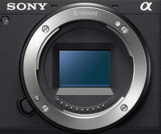 Are the Sony a6400 and a6600 still worth it? Or should I buy the a6700?