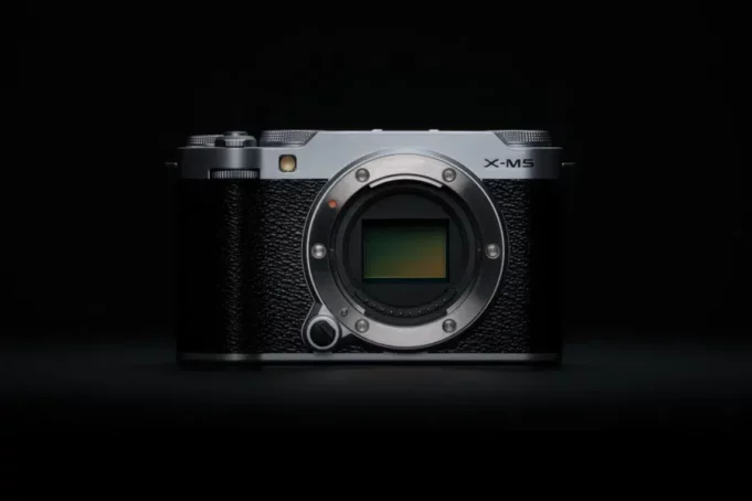 Fujifilm X-M5 compact camera looks like a winner, specs