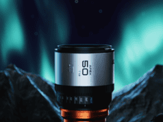 Trendspotting: Blazar announces “world’s first ever autofocus anamorphic lens” Introducing APEX, the World's First Autofocus Anamorphic Lens- Designed for APS-C sensors, the Apex features a fast T1.8 aperture with a 1.33x squeeze, oval bokeh, barrel distortion and silver flares.