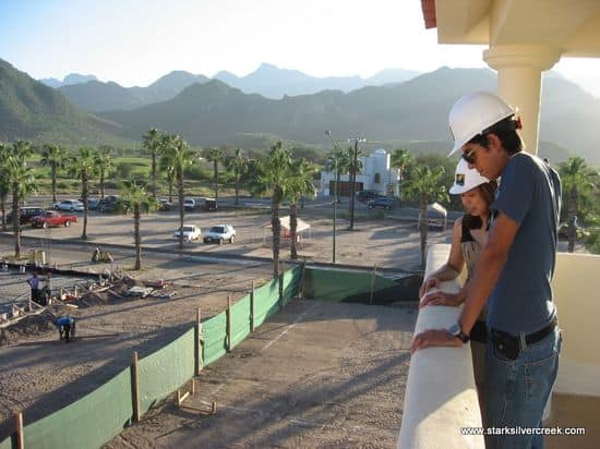 Agua Viva tower with Loni and Jesus inspecting